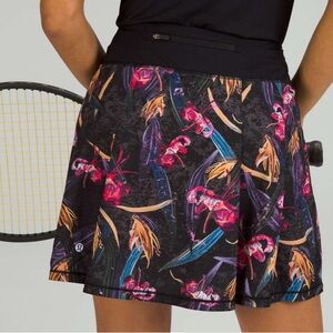 Lululemon Pace Rival Mid-Rise Skirt *Extra Long
Veiled Floral Black Multi 8